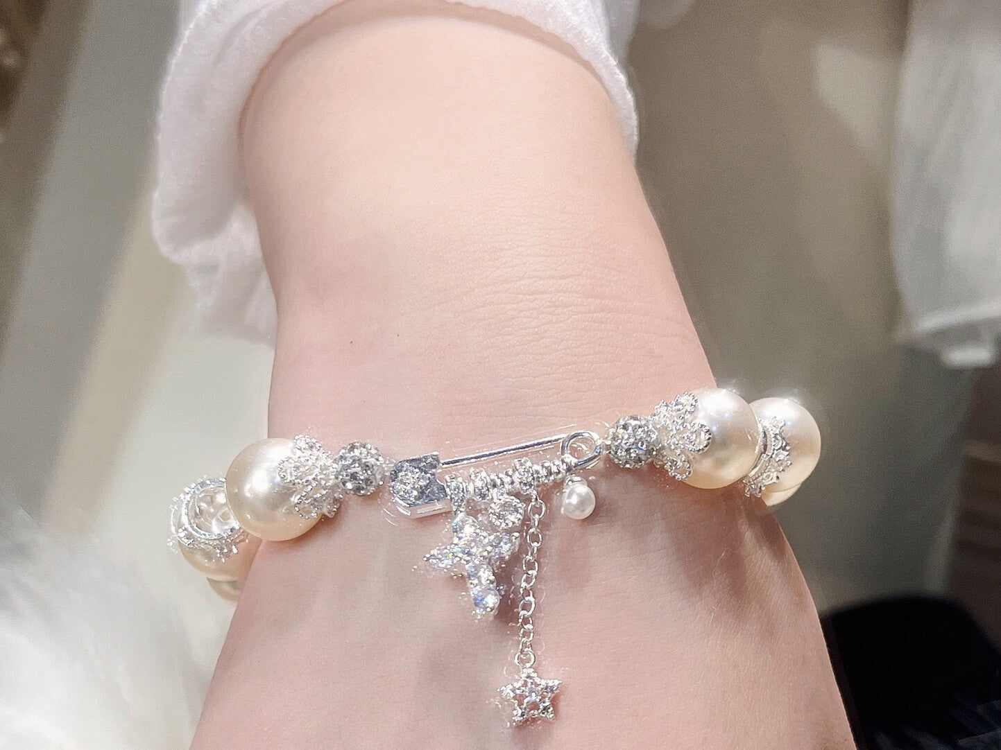 566a3044-aeee-47e1-8267-7542d591d6f8