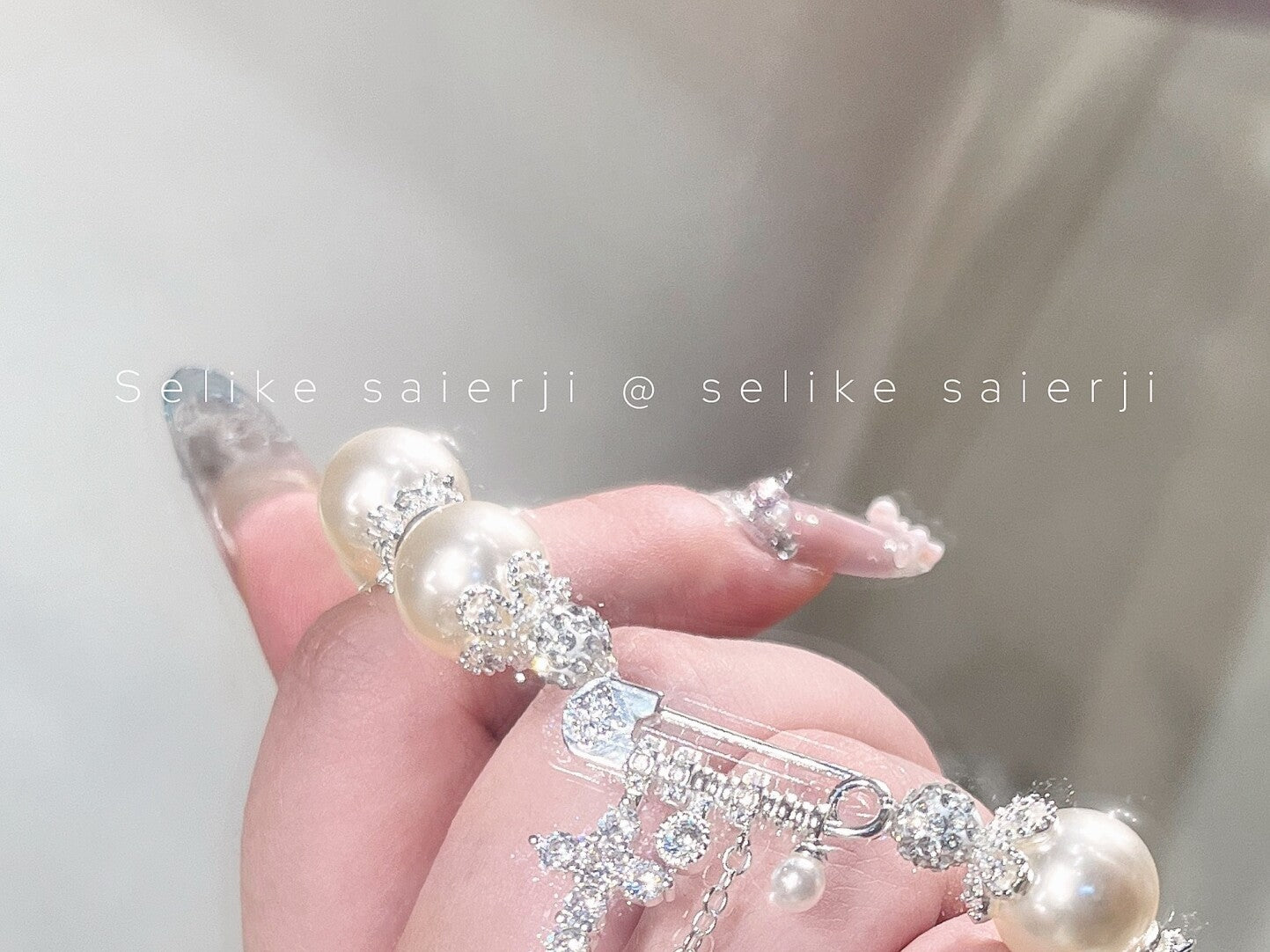 b0c035c0-a985-400a-aac1-f3f0d3de6c62